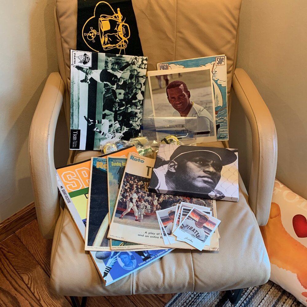 VINTAGE COLLECTION OF PITTSBURGH PIRATES MEMORABILIA, ROBERTO CLEMENTE AND MORE